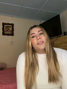 _BellaSmith_ stripchat live cam model
