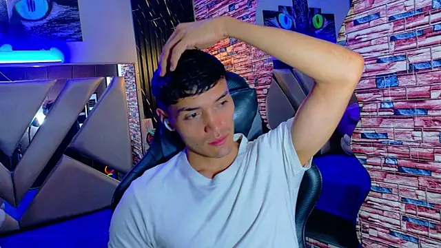 Aron_Darkx stripchat live cam model