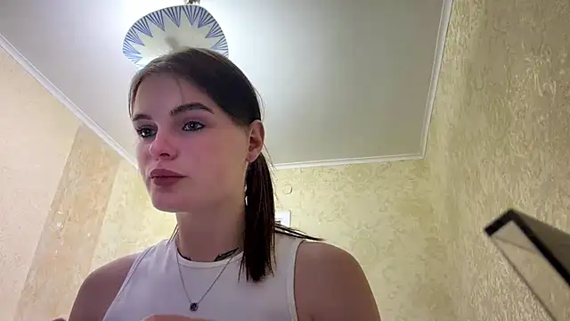 AkilahUrquidez stripchat live cam model