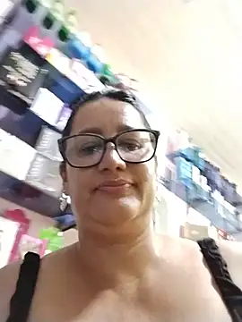 keilymadam stripchat live cam model