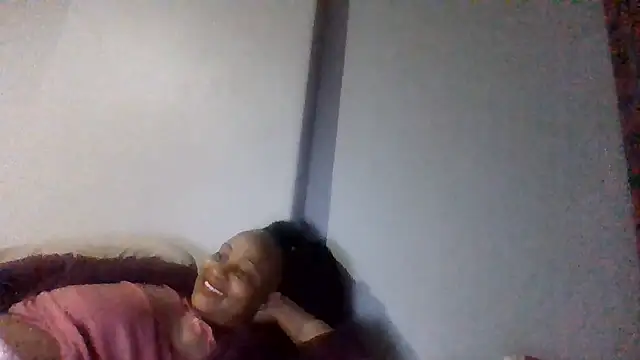 BabeAssXX stripchat live cam model