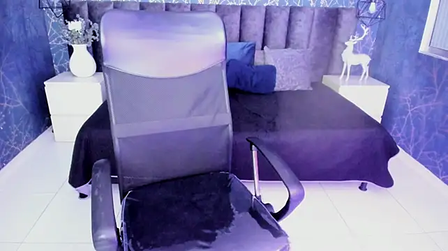 Gemma_ward stripchat live cam model