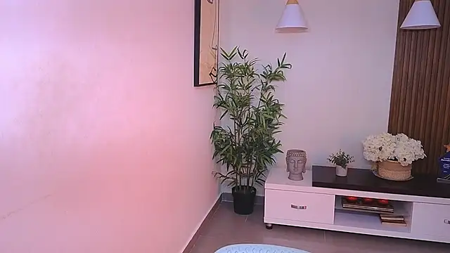 _Celeste_Hill stripchat live cam model