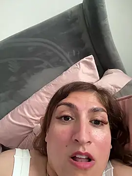 Spicy-Kareena stripchat live cam model
