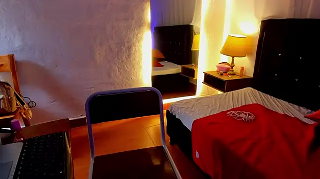 EstrellaTorres stripchat live cam model