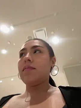 SofiMeza stripchat live cam model