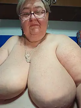Awn290668 stripchat live cam model