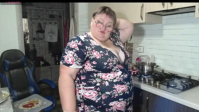 Goddess57 stripchat live cam model