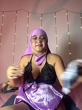 Maisa_issa stripchat live cam model