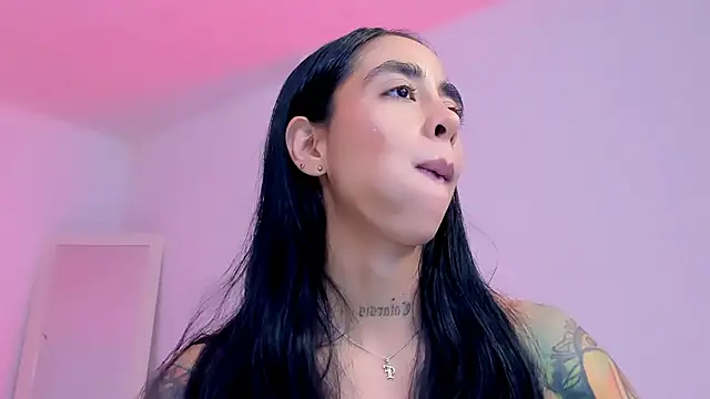 sophierooy22 stripchat live cam model