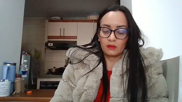 sarita_star stripchat live cam model