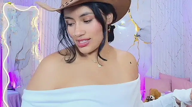 PEACHY_TAY stripchat live cam model