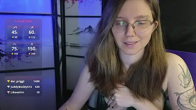 scarlettsrose stripchat live cam model