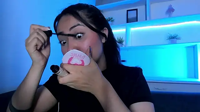Saelivrae stripchat live cam model