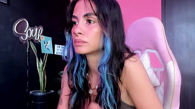 azula_lillet stripchat live cam model