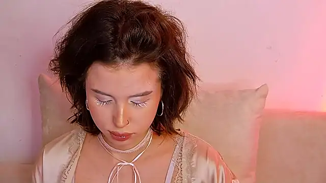 LanaLedger stripchat live cam model