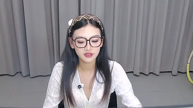 Fortun-888 stripchat live cam model