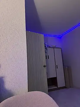 KimEvanss stripchat live cam model