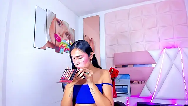 MahiaraHot stripchat live cam model