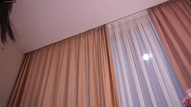 LanelleFreemyer stripchat live cam model