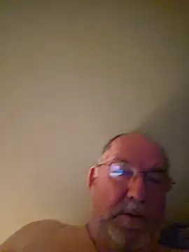 shyguytm stripchat live cam model