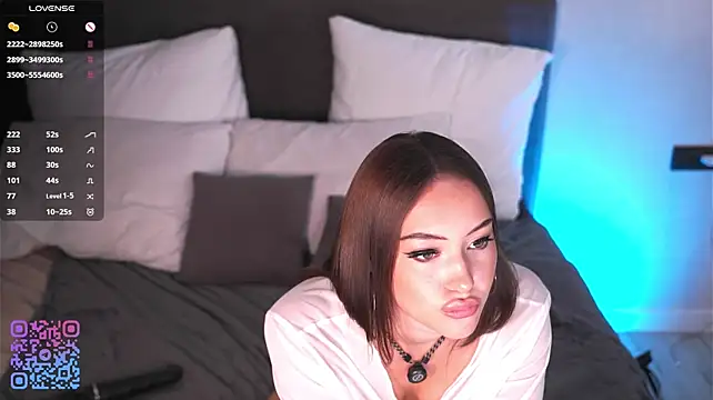 FeBurklow stripchat live cam model