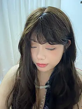 QIqiwendy77 stripchat live cam model