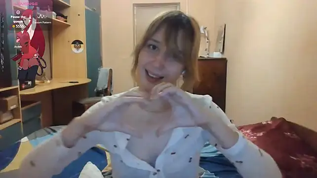 lizamillss stripchat live cam model