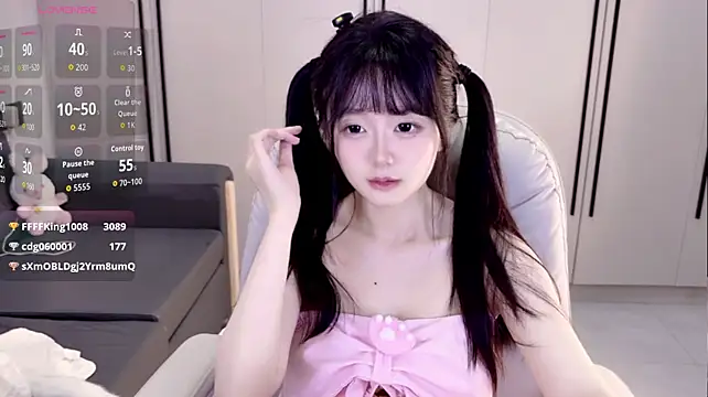 Keke-33 stripchat live cam model