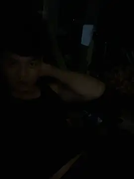 yangloc stripchat live cam model