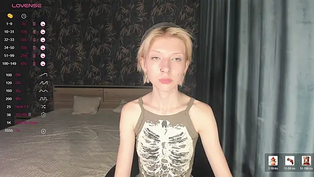 Frey_a stripchat live cam model