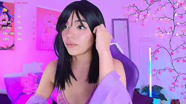 Swannamy stripchat live cam model