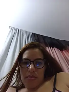 kity3232 stripchat live cam model