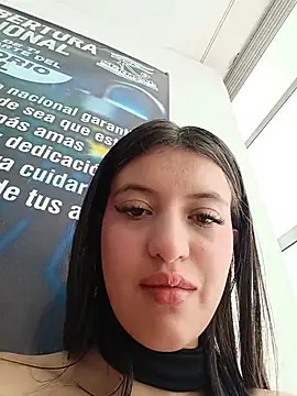 SALOME-28_ stripchat live cam model
