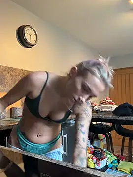 Milssweetx stripchat live cam model