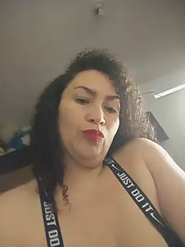 paulett15 stripchat live cam model