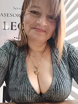 KAREN--03 stripchat live cam model
