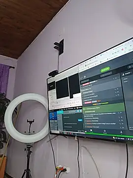 LuciiferBlack stripchat live cam model