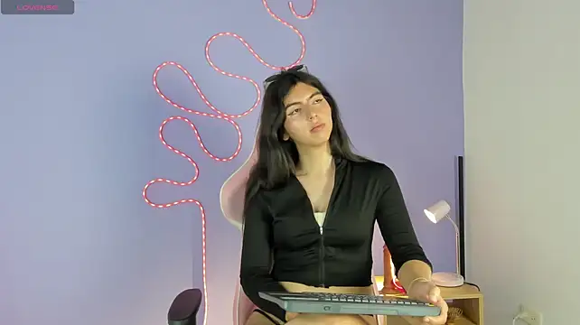 samymelo stripchat live cam model