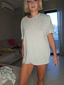 PEACE_DANCE stripchat live cam model