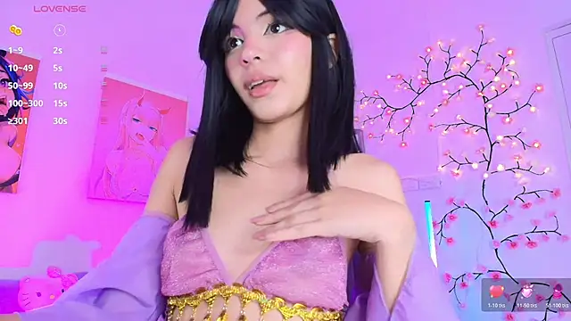 Swannamy stripchat live cam model