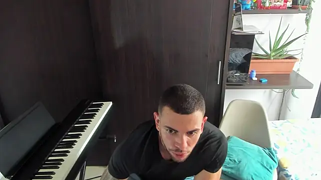 logan_smith stripchat live cam model