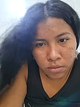 Sweet-Dirty-Storm stripchat live cam model