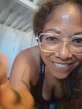mila38 stripchat live cam model