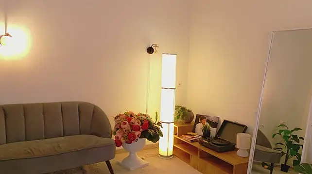 tinapie stripchat live cam model
