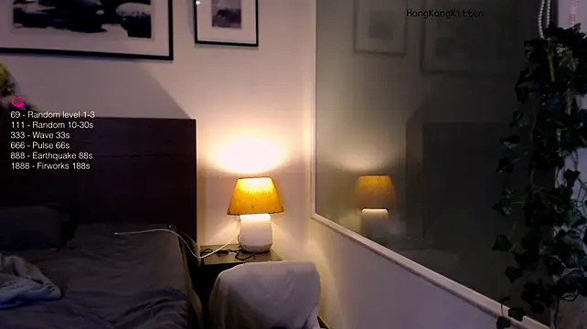 hongkongkitten stripchat live cam model