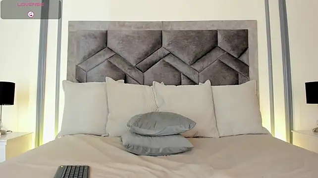 cocoamore stripchat live cam model