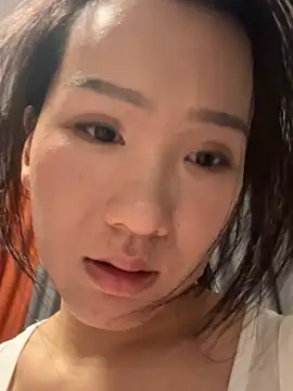 xinxiny1 stripchat live cam model