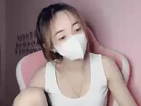 Alee8668 stripchat live cam model