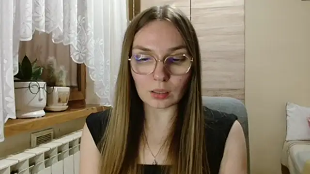 LooveELLYx stripchat live cam model